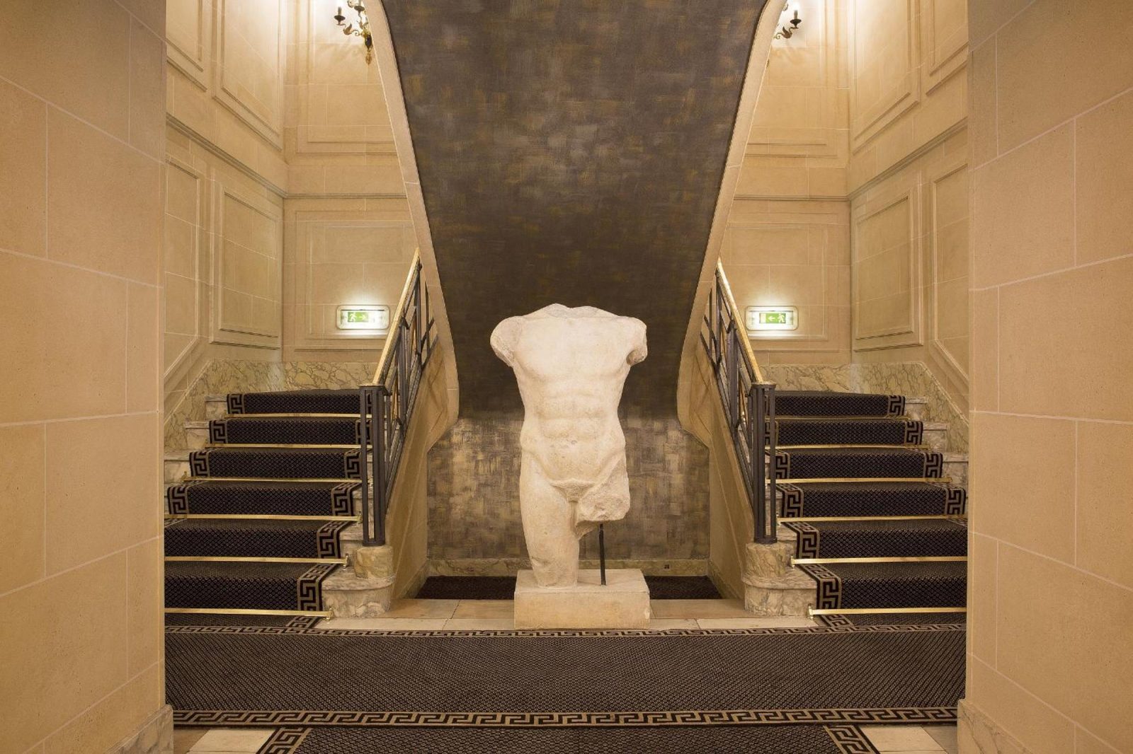 Hôtel Napoleon Paris — photo 3