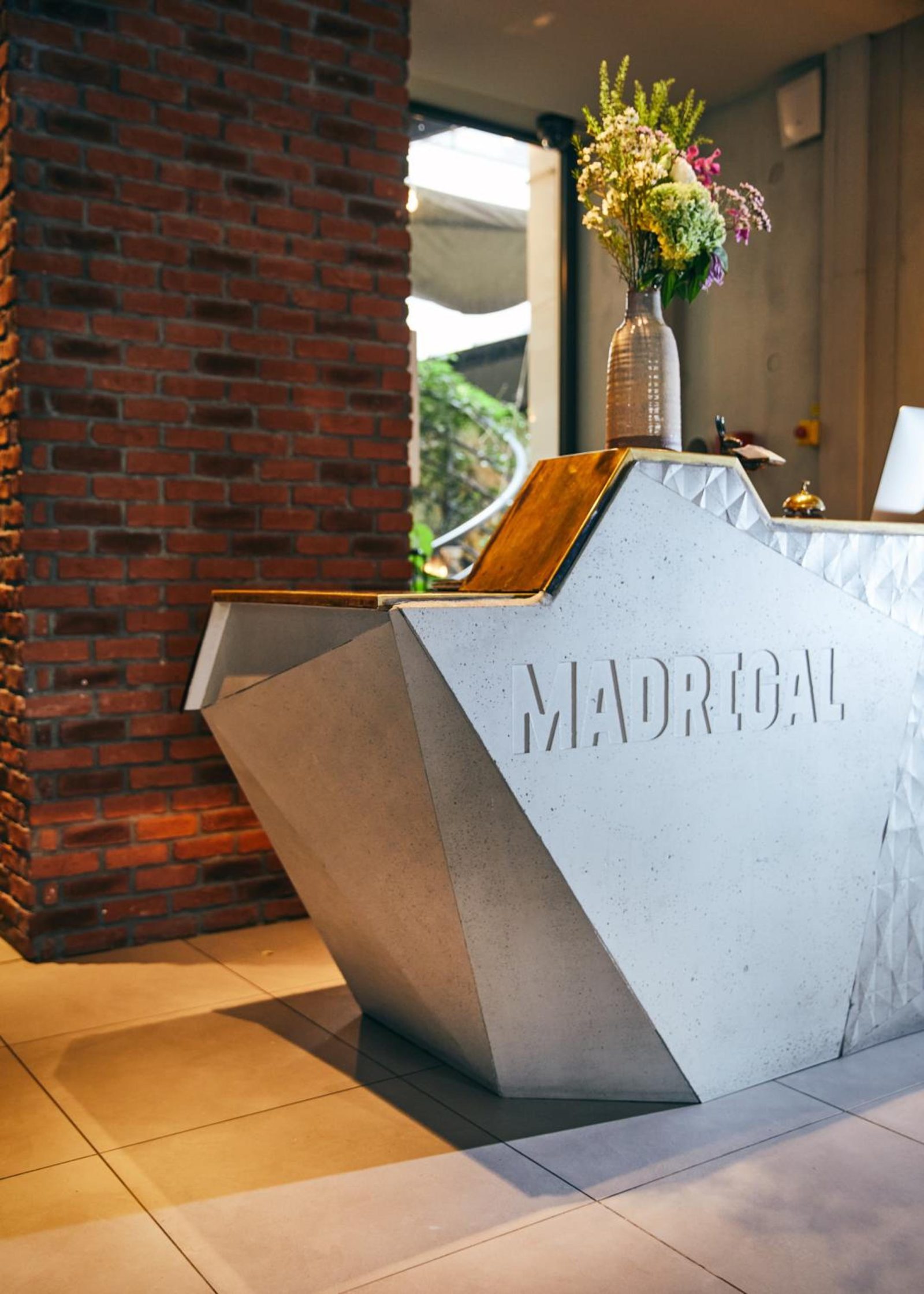 Madrigal — photo 2